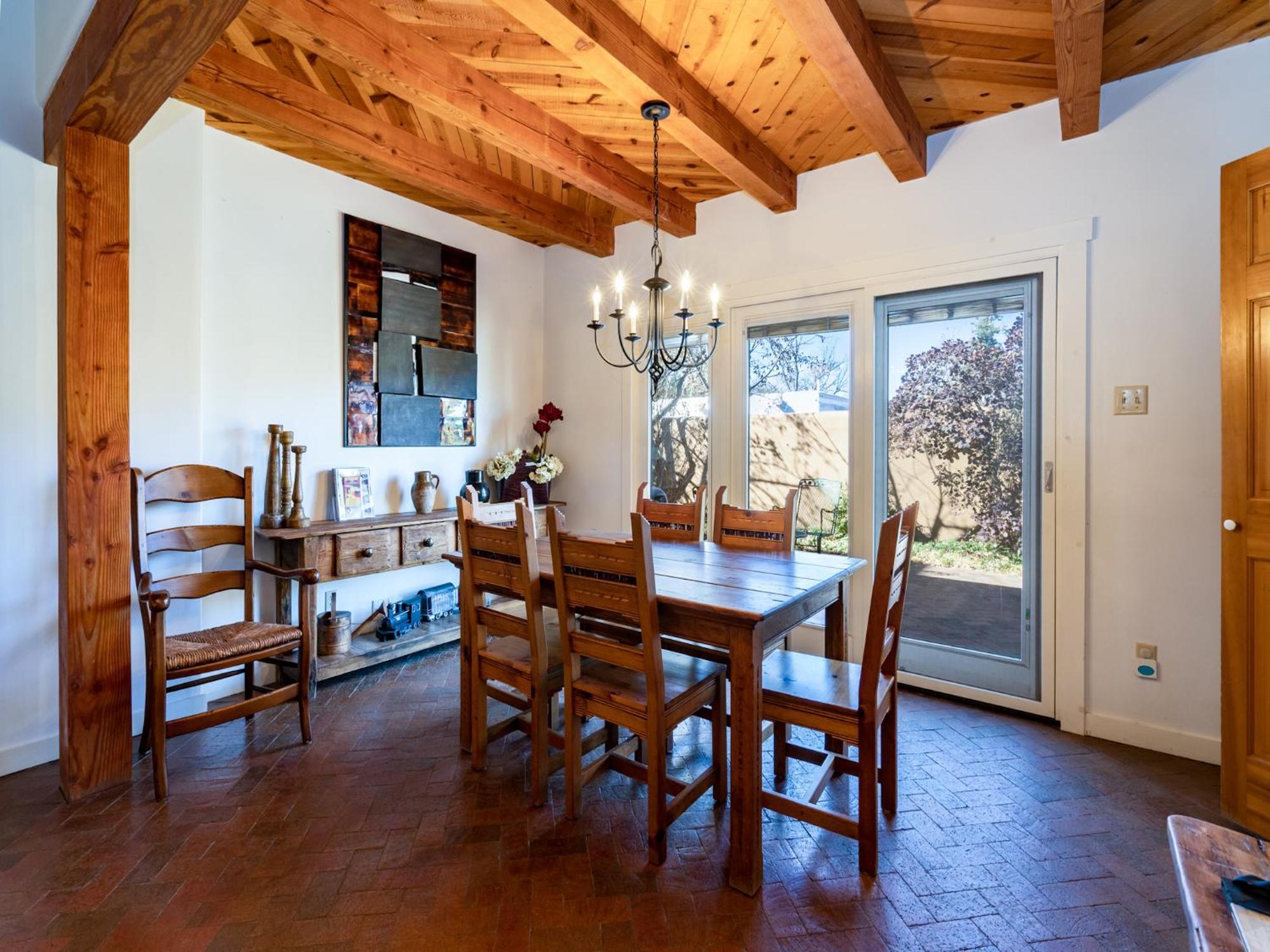 Puertas De Canyon Road By Kokopelli Management