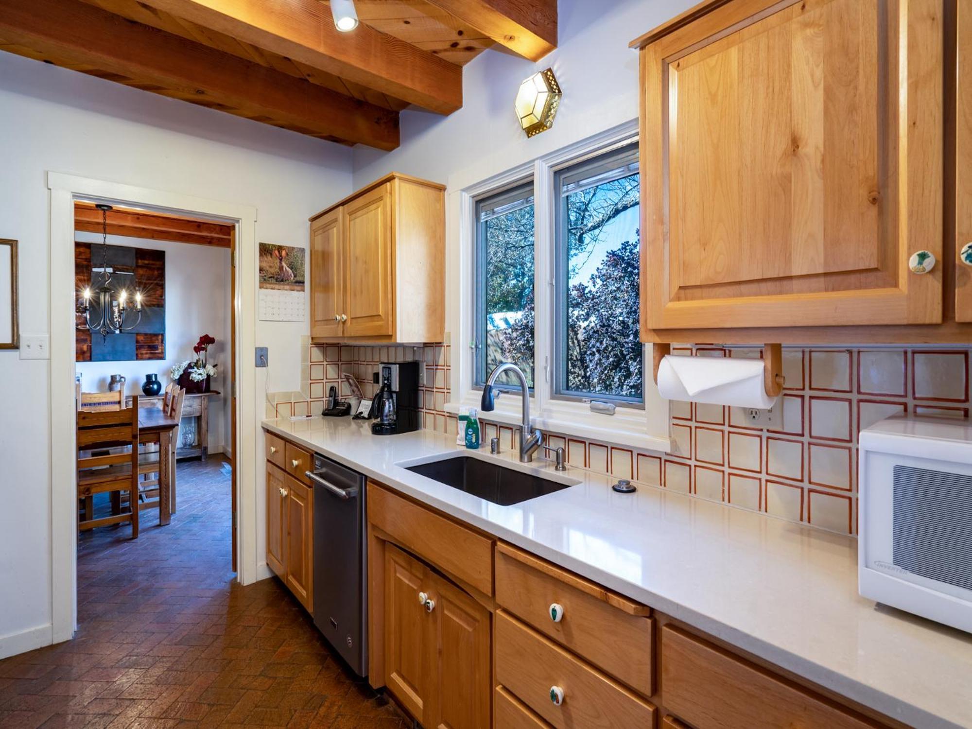 Puertas De Canyon Road By Kokopelli Management